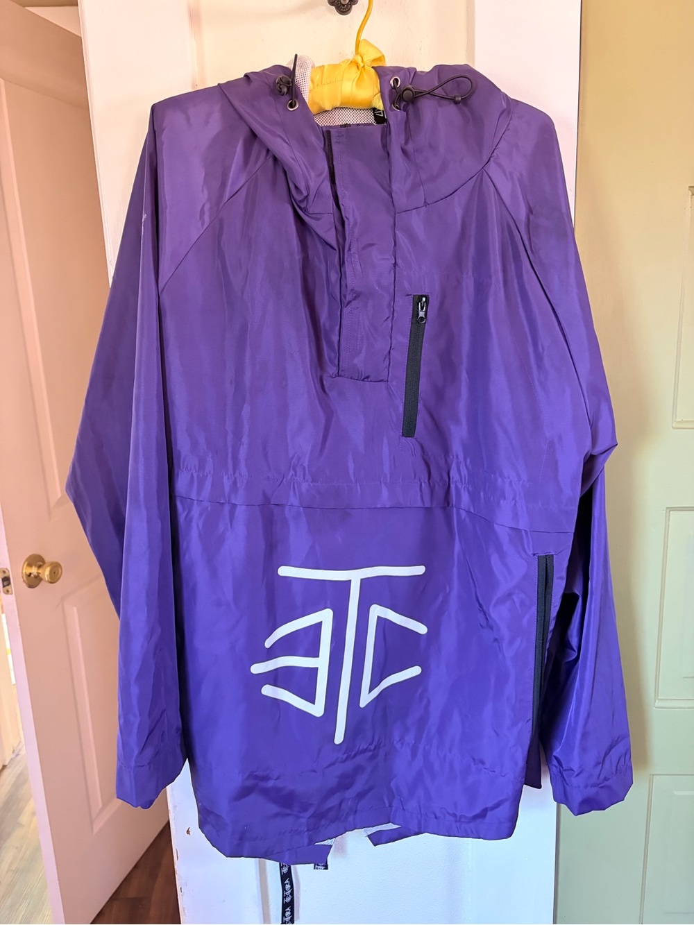 Deadstock eTc Tacoma streetwear anorak in UW Husky purple, size XL